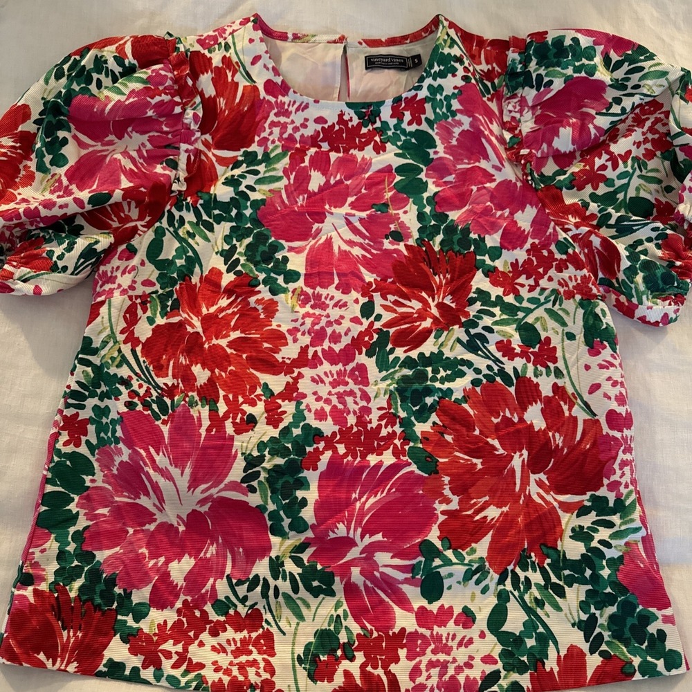 Vineyard Vines Brushstroke Floral Top Blouse Red Pink Holiday Party Silk Small